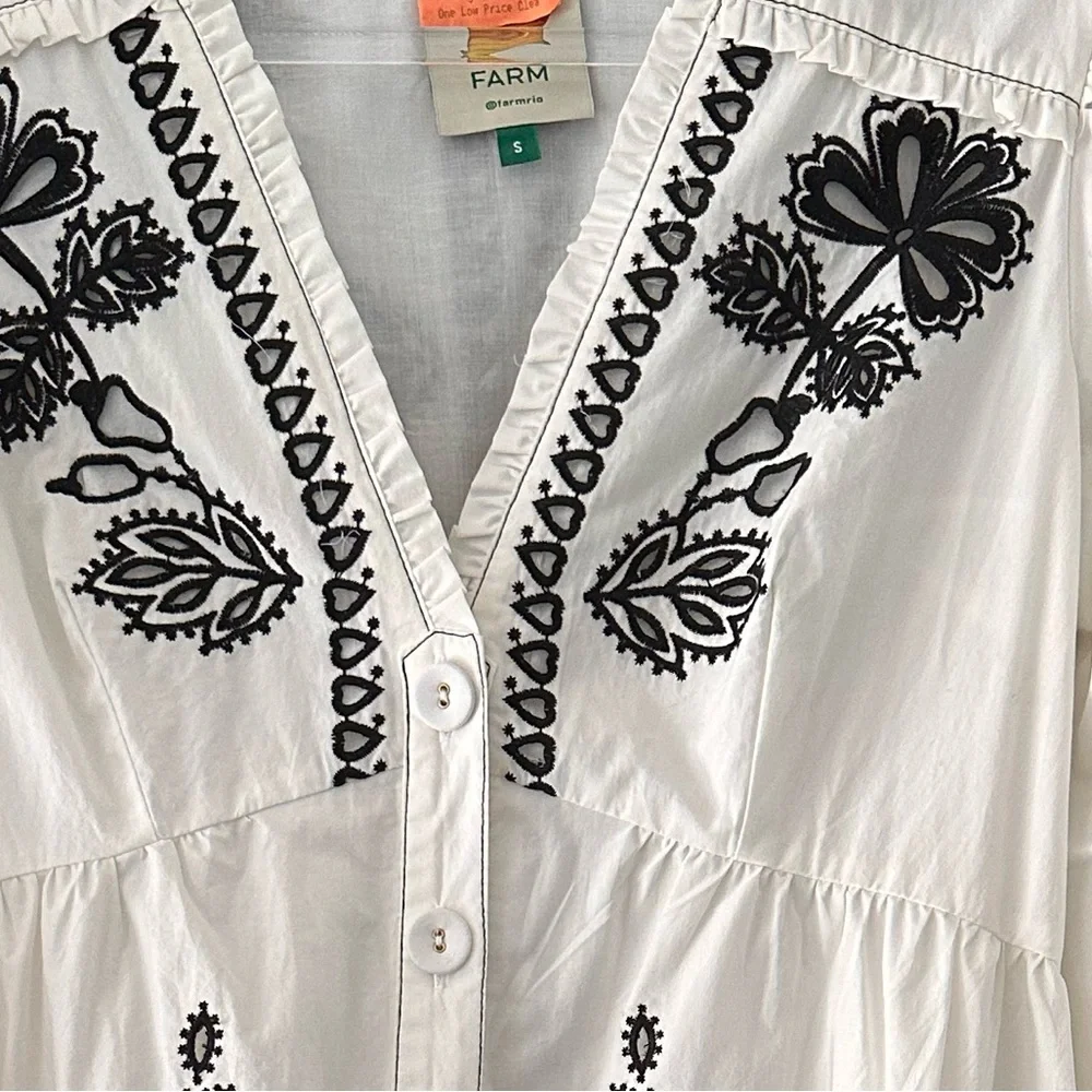 FARM Rio White & Black with Black Embroidery Dress - Picture 9 of 9